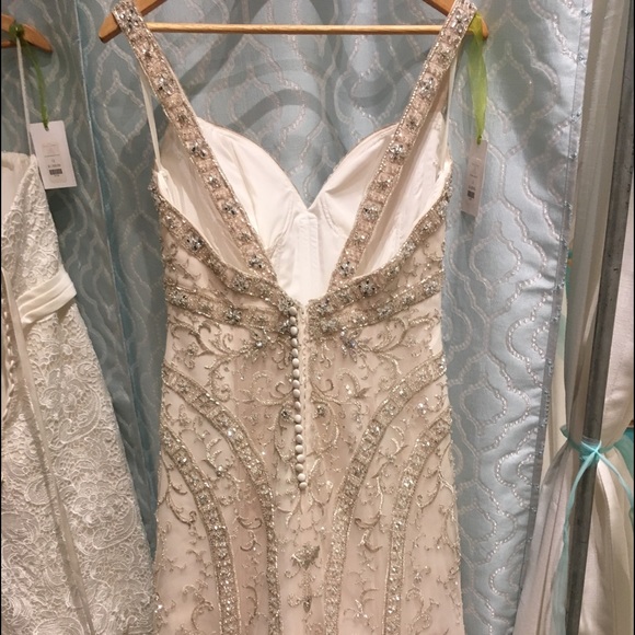 Sottero and Midgley irena gown wedding dress - Picture 10 of 15